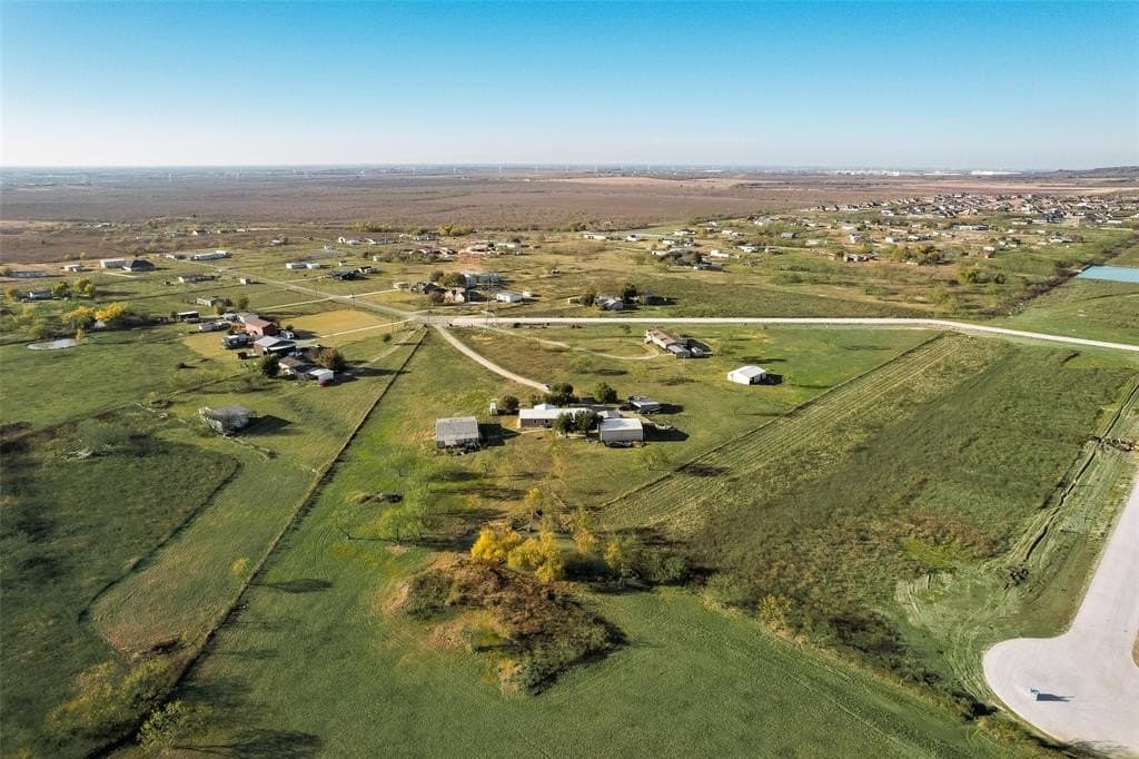12.84 acres in Ellis County - photo 33