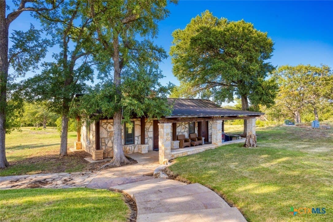 28.15 acres in Gillespie County - photo 31