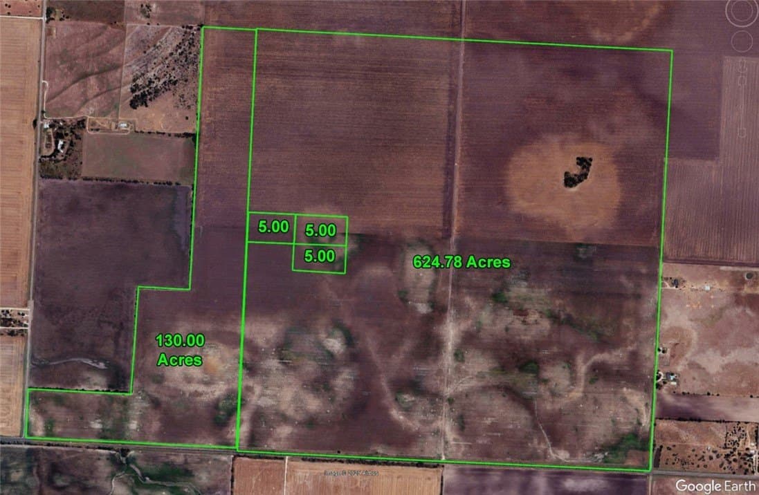 769.87 acres in Jim Wells County - photo 2