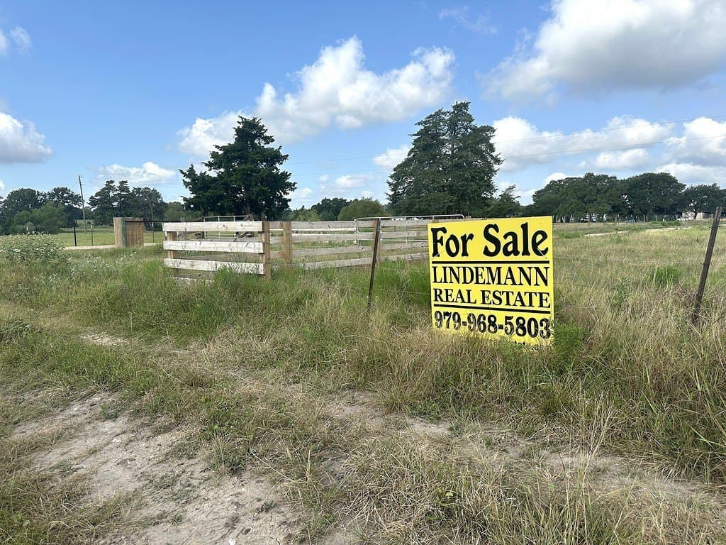 43.82 acres in Fayette County - photo 2