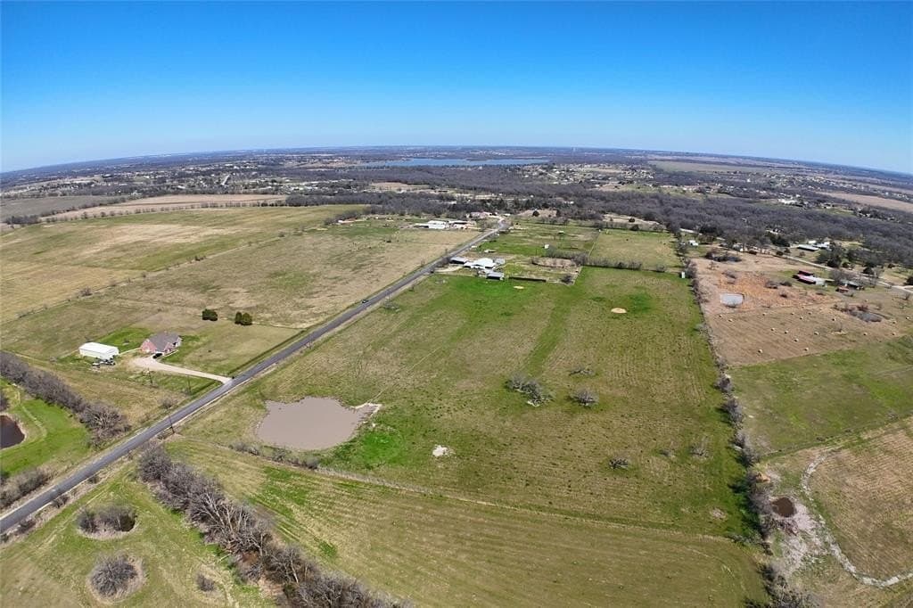 10 acres in Kaufman County - photo 13