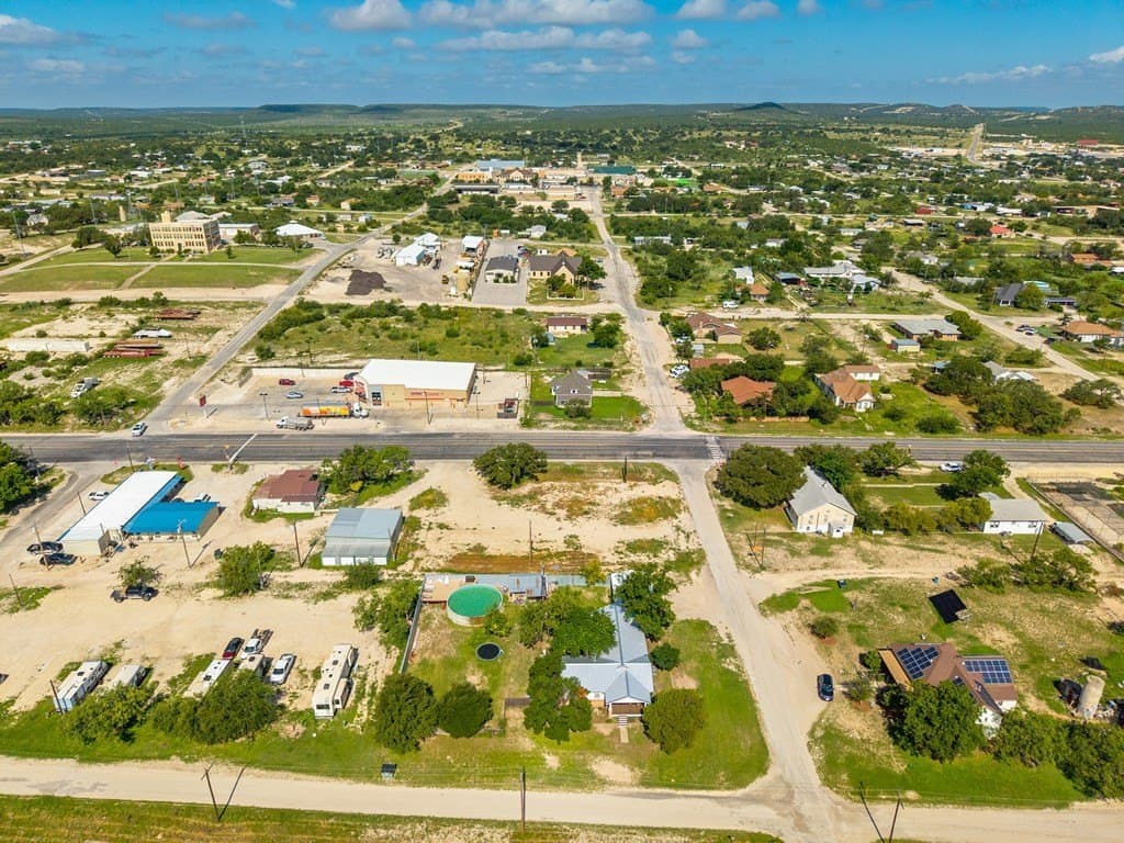 0.41 acres in Irion County - photo 12