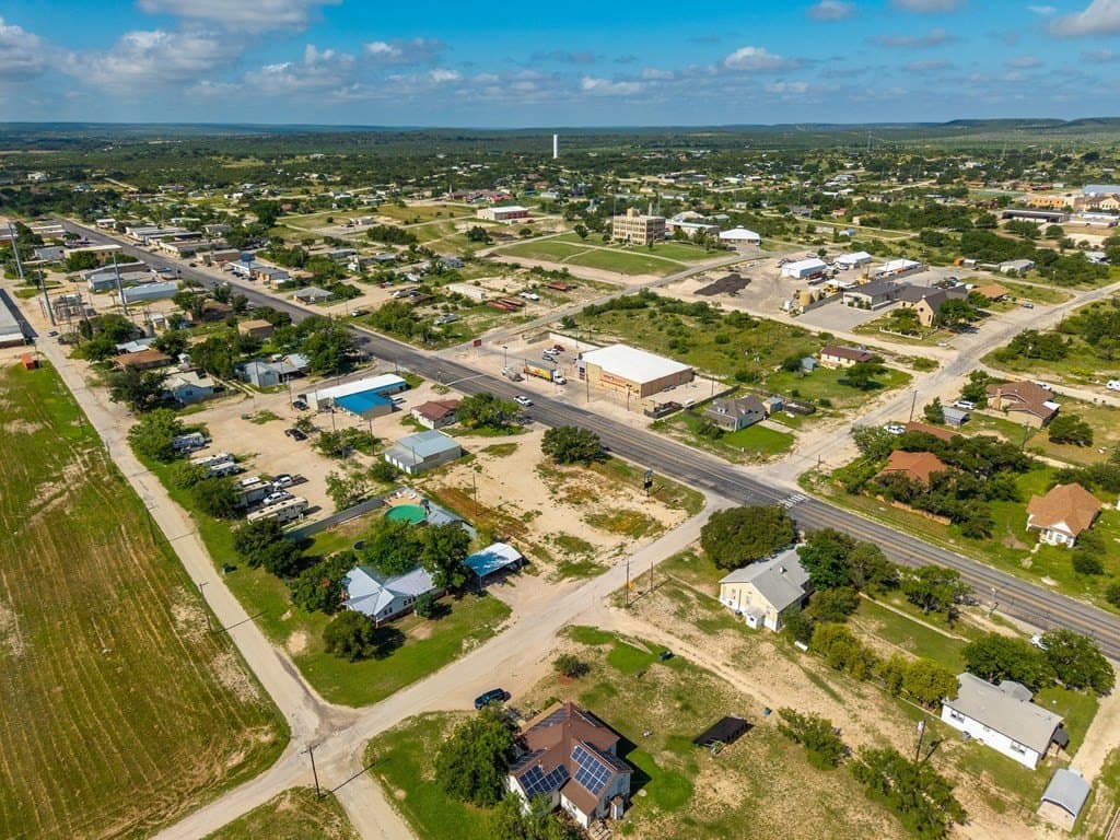 0.41 acres in Irion County - photo 4