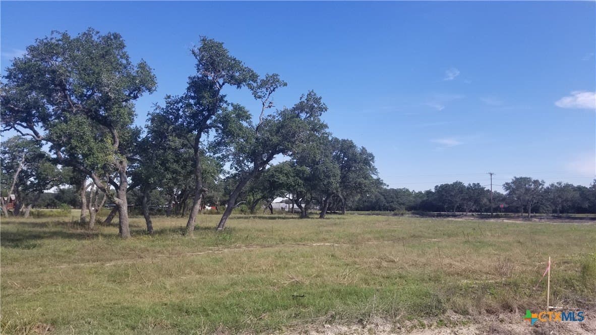 1.77 acres in Victoria County - photo 2