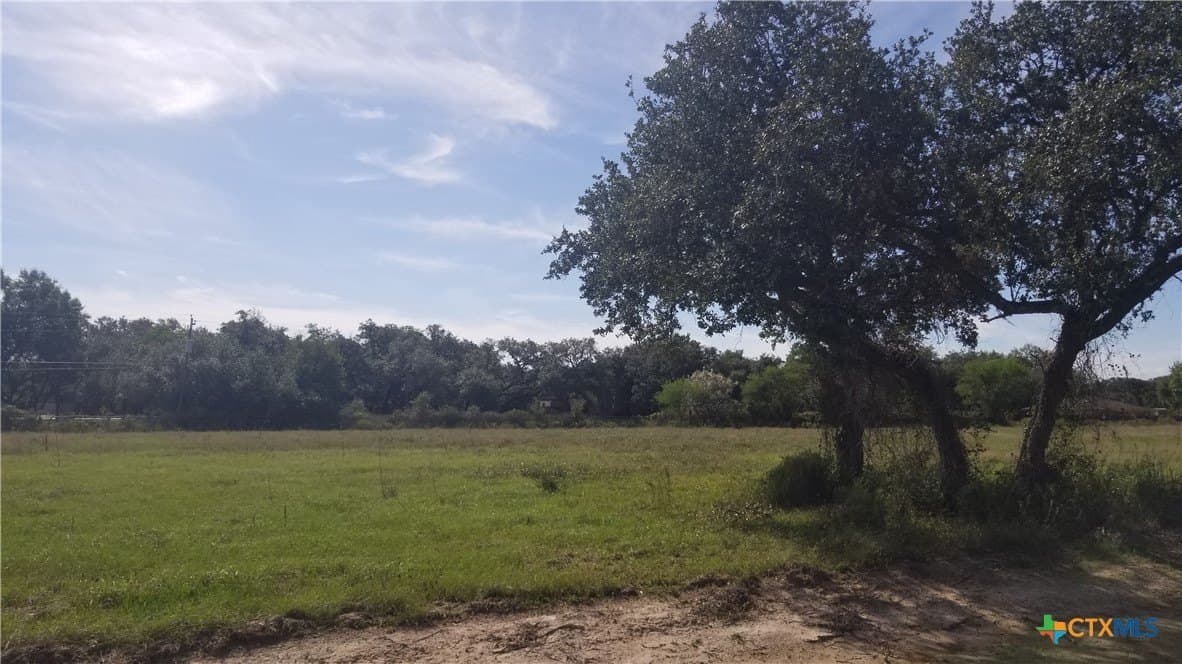 1.77 acres in Victoria County - photo 5