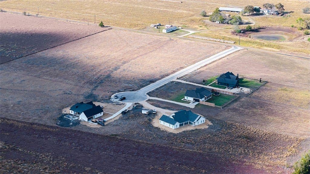 2 acres in Fayette County - photo 9