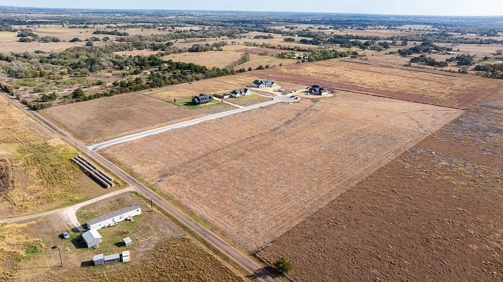2 acres in Fayette County - photo 4