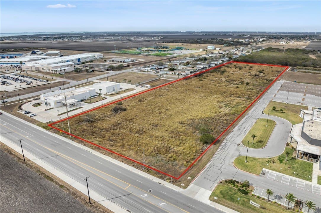 10 acres in San Patricio County - photo 2