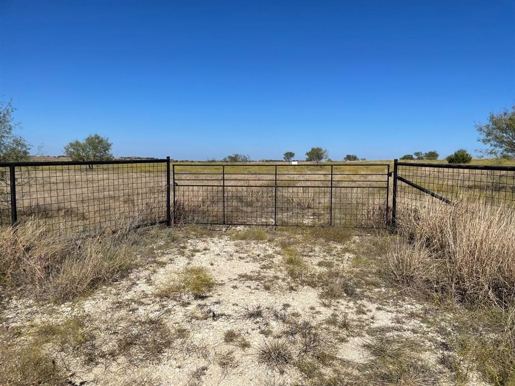 20 acres in Hamilton County - photo 5