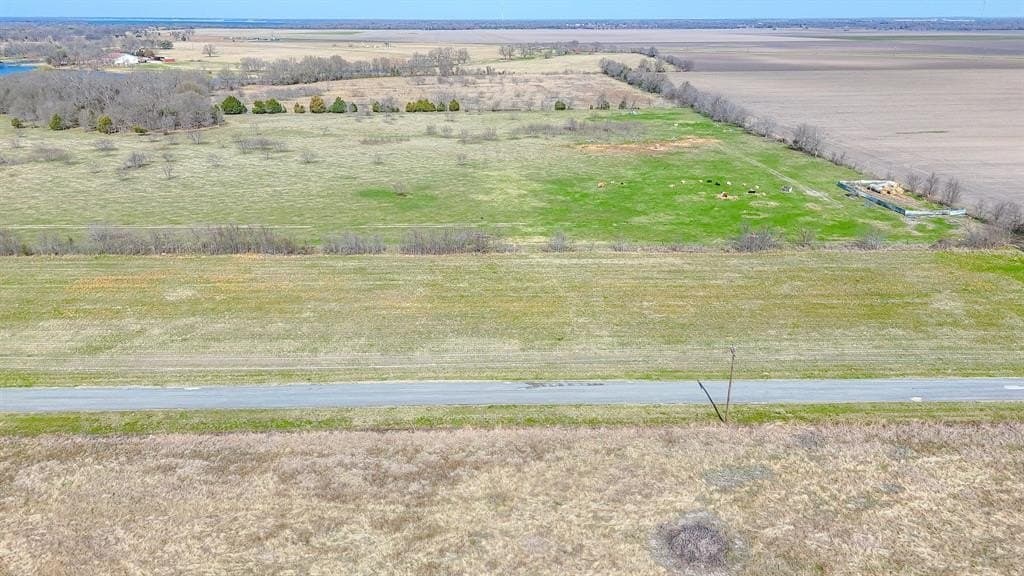 1.11 acres in Navarro County - photo 5