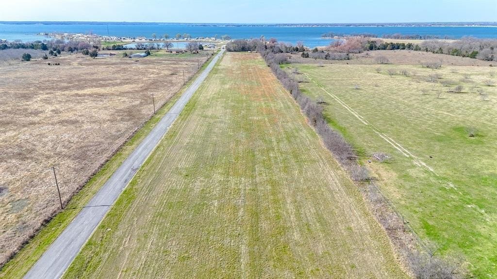 1.11 acres in Navarro County - photo 10