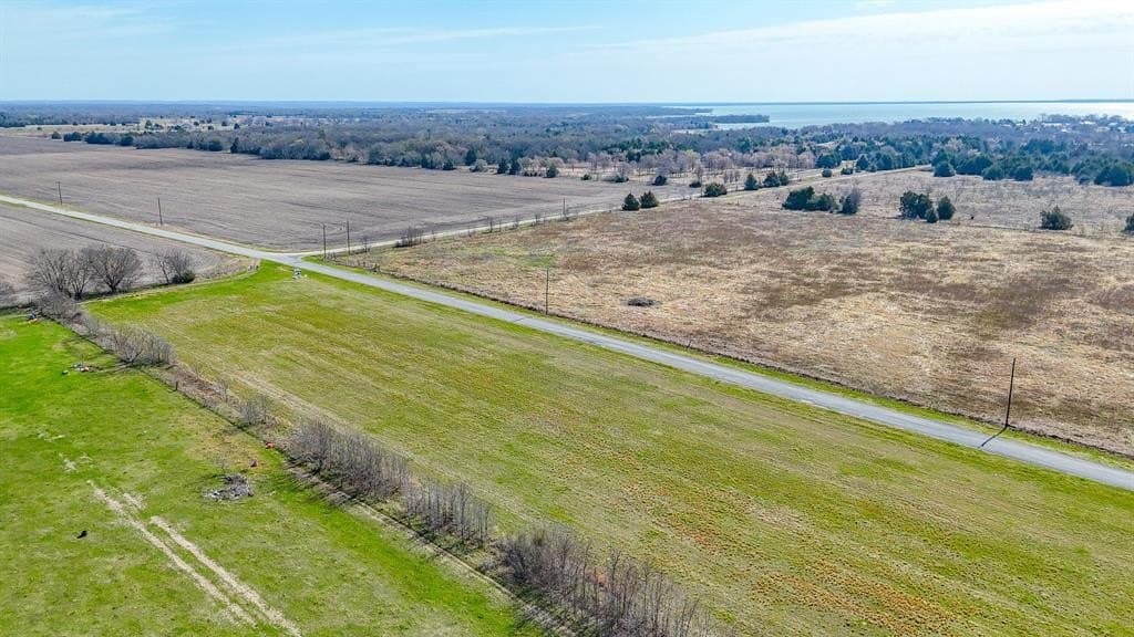 1.11 acres in Navarro County - photo 14