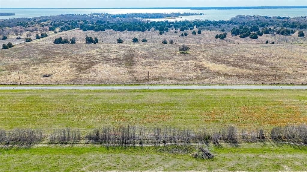 1.11 acres in Navarro County - photo 17
