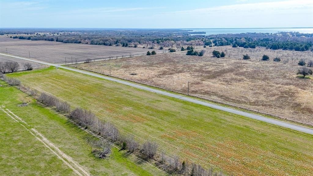 1.11 acres in Navarro County - photo 12