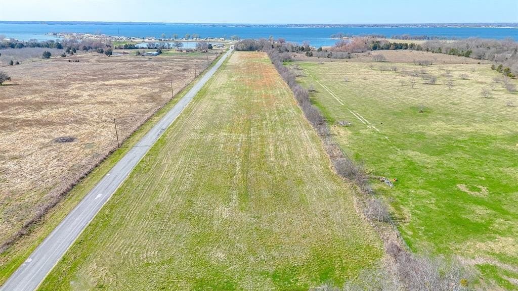 1.11 acres in Navarro County - photo 8