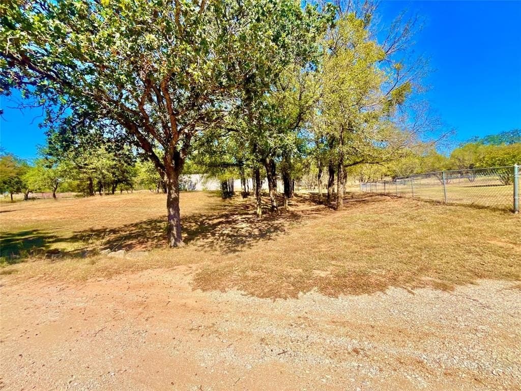 10 acres in Hamilton County - photo 3