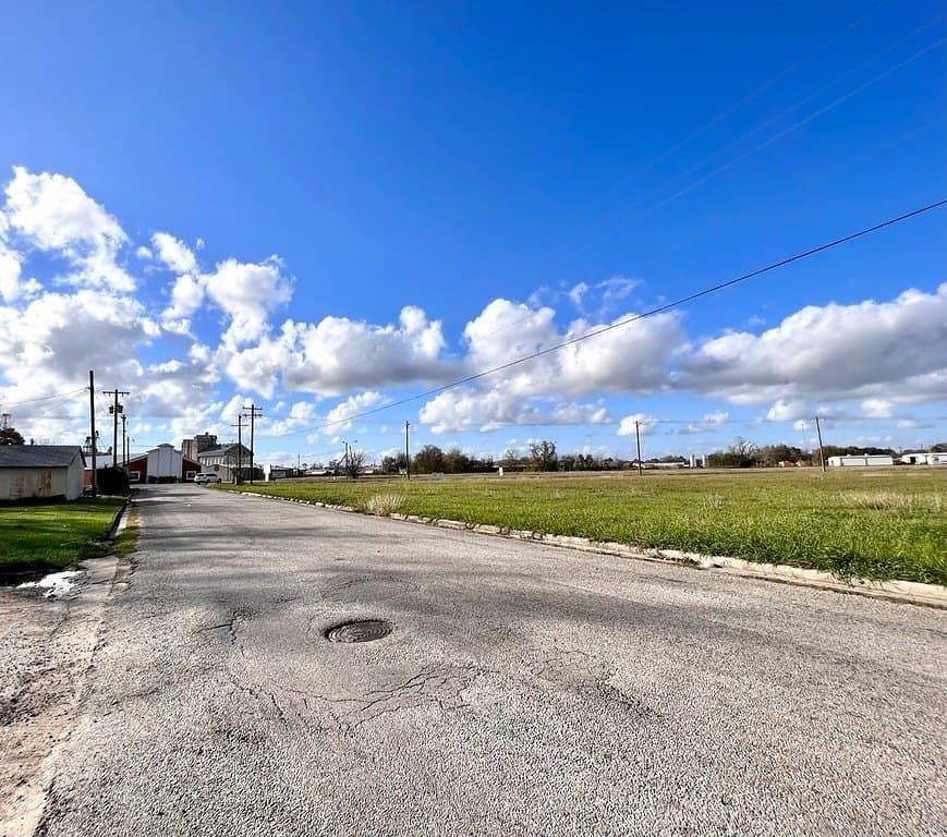 1.51 acres in Wharton County - photo 5