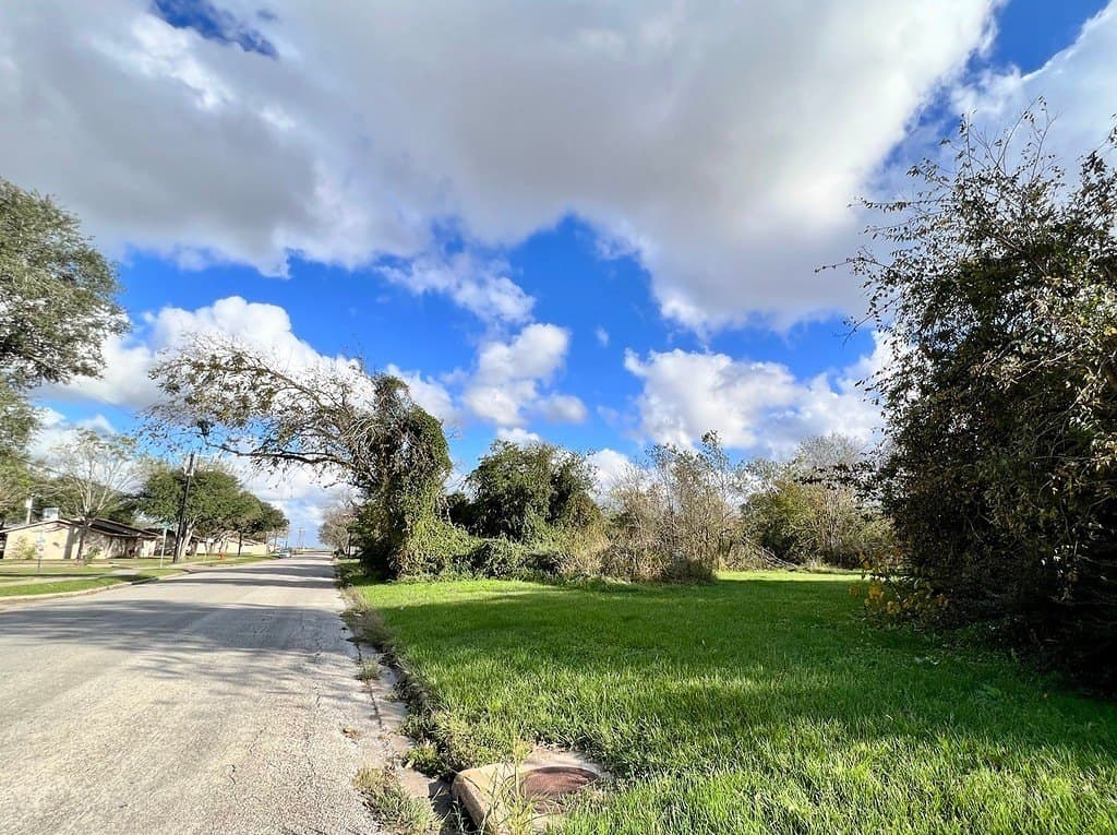 1.51 acres in Wharton County - photo 4