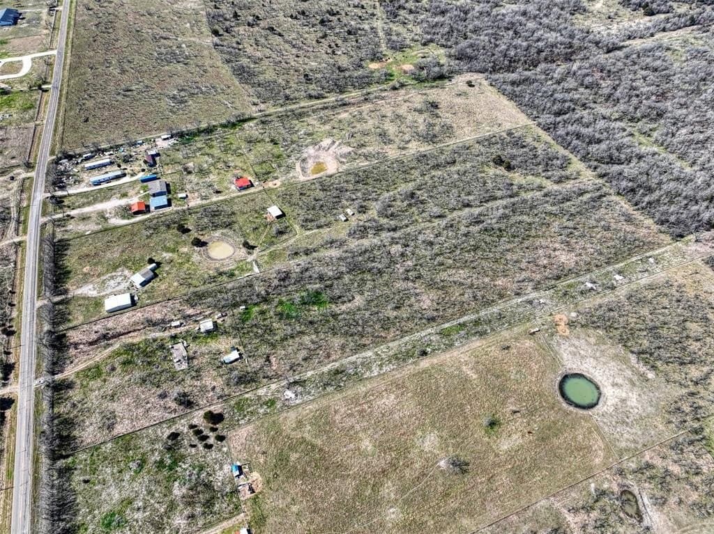 10.04 acres in Navarro County - photo 10