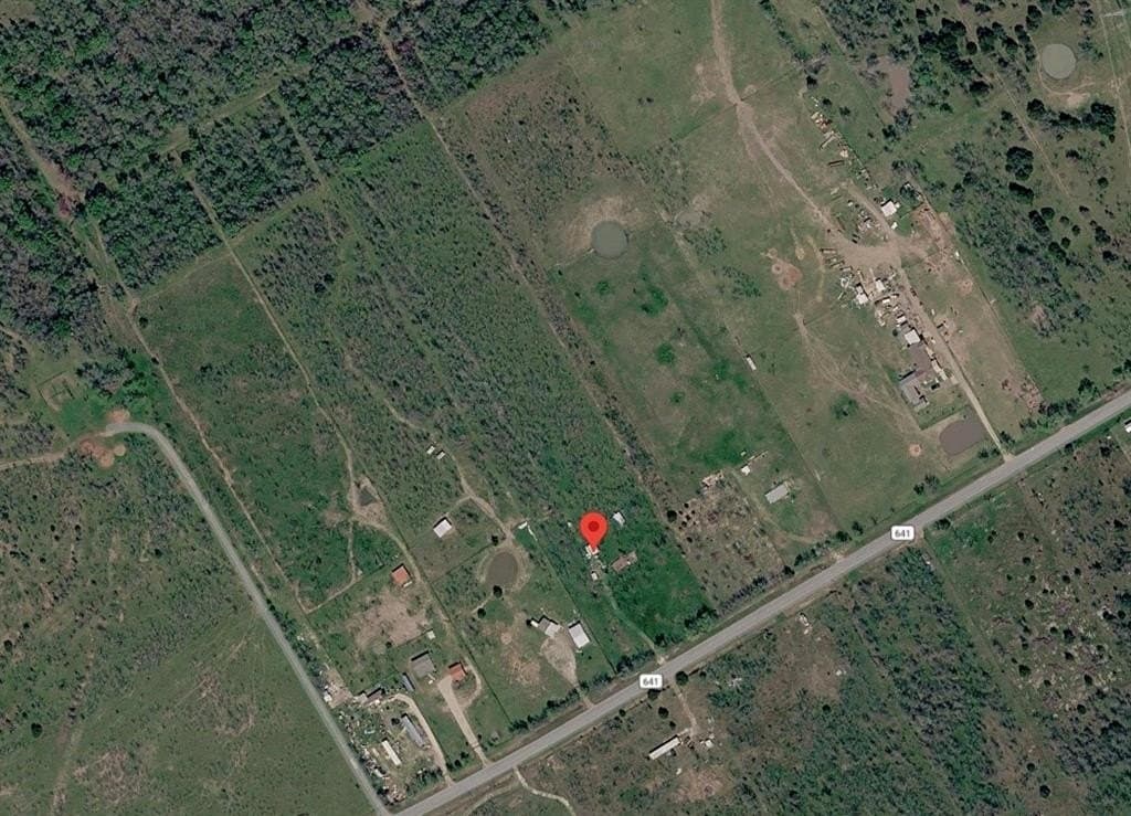 10.04 acres in Navarro County - photo 6
