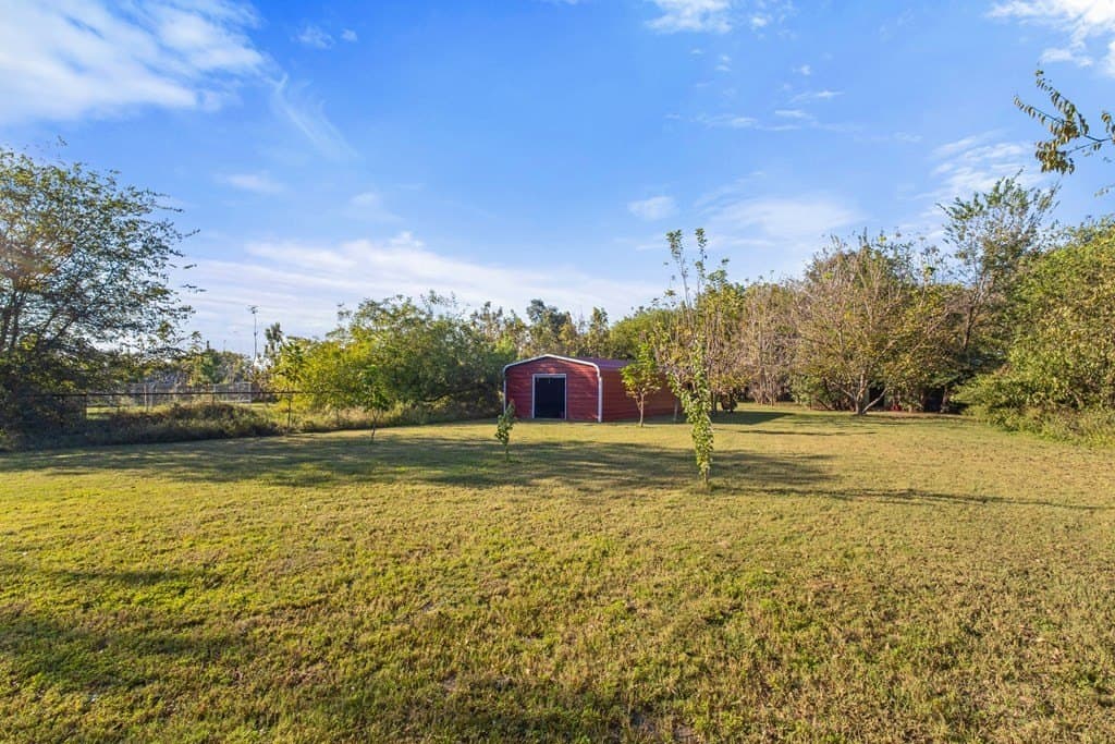 10 acres in Van Zandt County - photo 51
