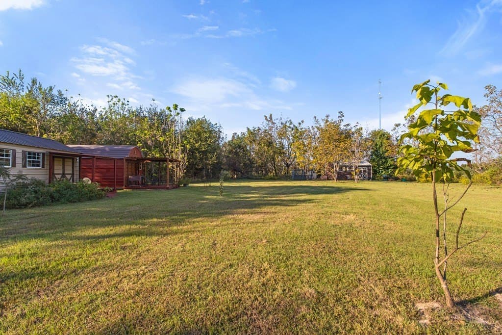 10 acres in Van Zandt County - photo 54