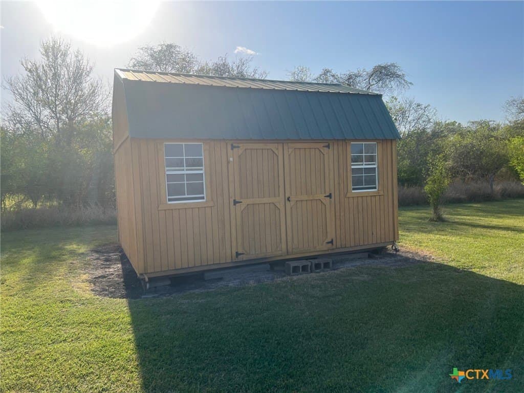 18.3 acres in Victoria County - photo 20