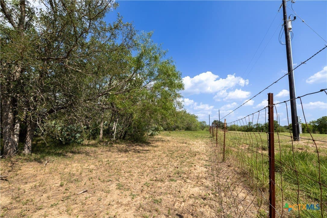 18.58 acres in Caldwell County - photo 10