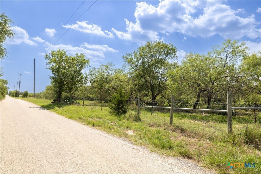 18.58 acres in Caldwell County - photo 8