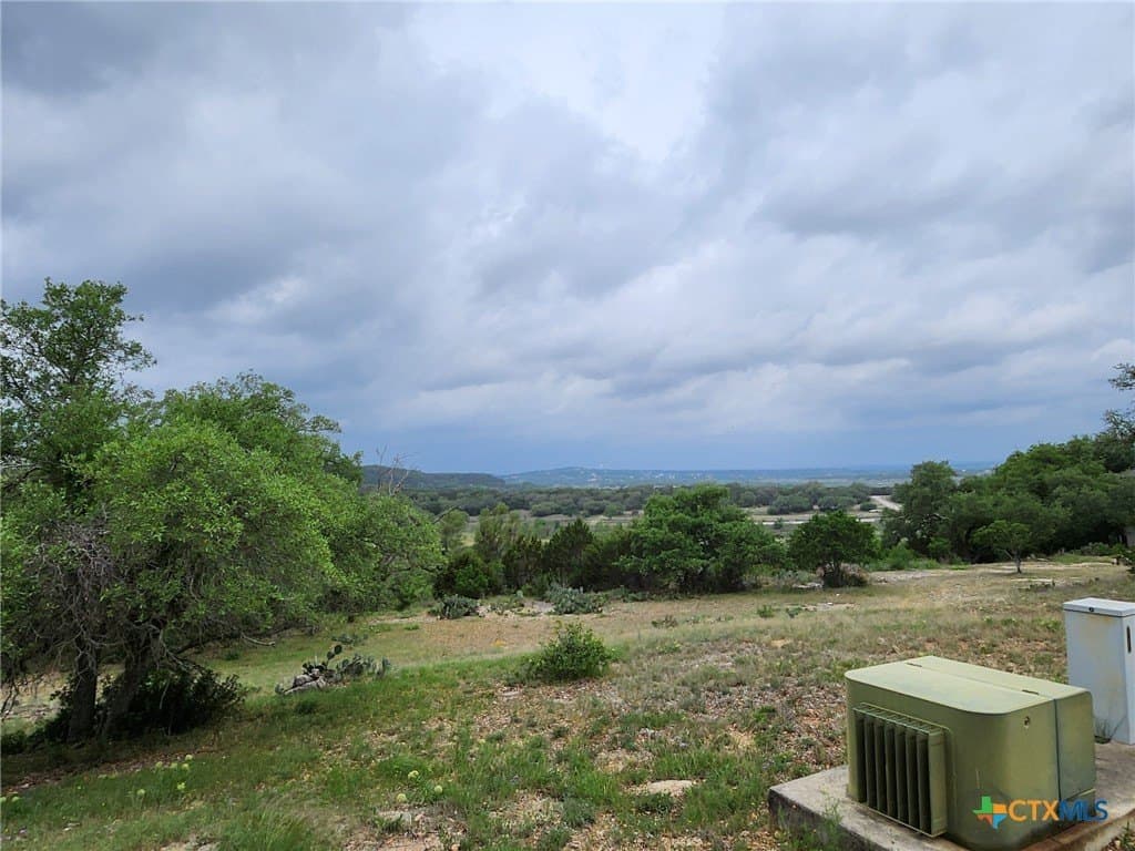 1279 Kings Cove Drive lot: 13