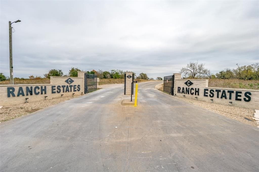 870 Collier Ranch Road