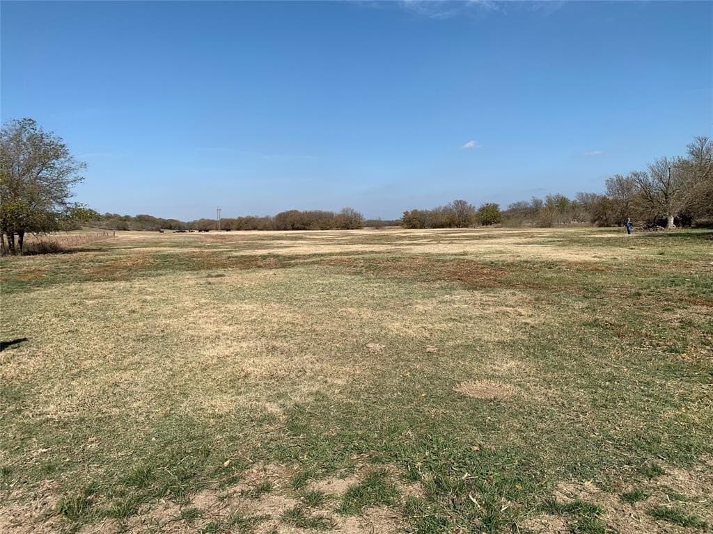 10.07 acres in Hill County - photo 8