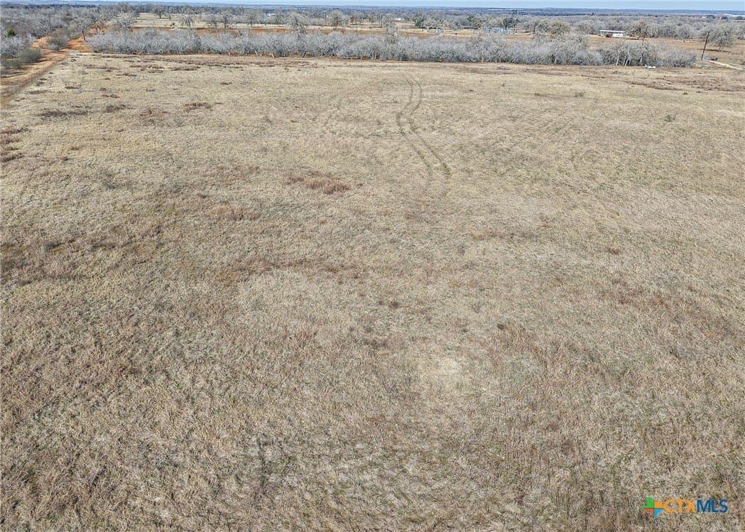 6.65 acres in Gonzales County - photo 9