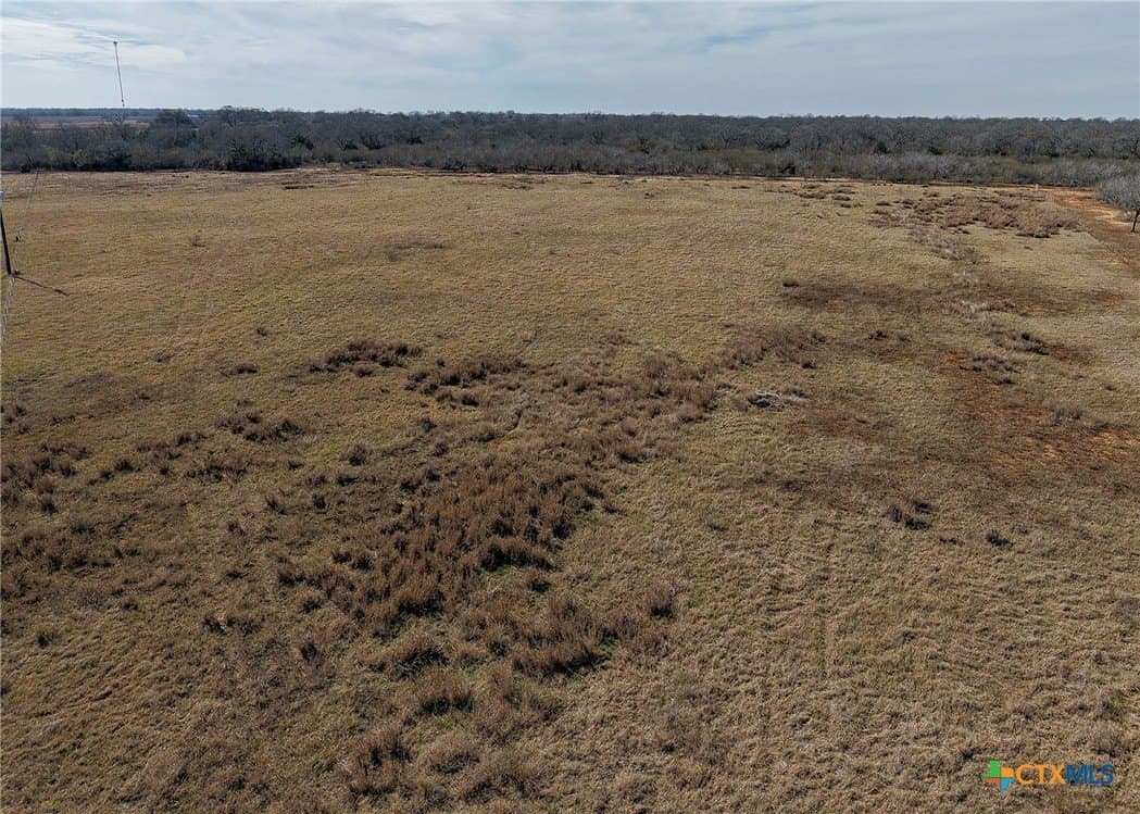 6.65 acres in Gonzales County - photo 3