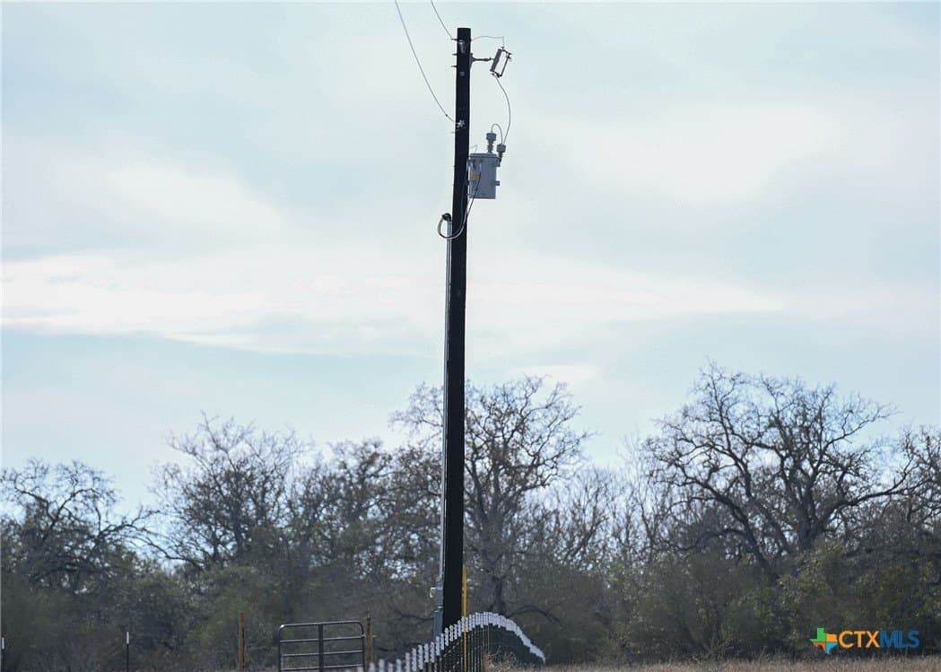 6.65 acres in Gonzales County - photo 11