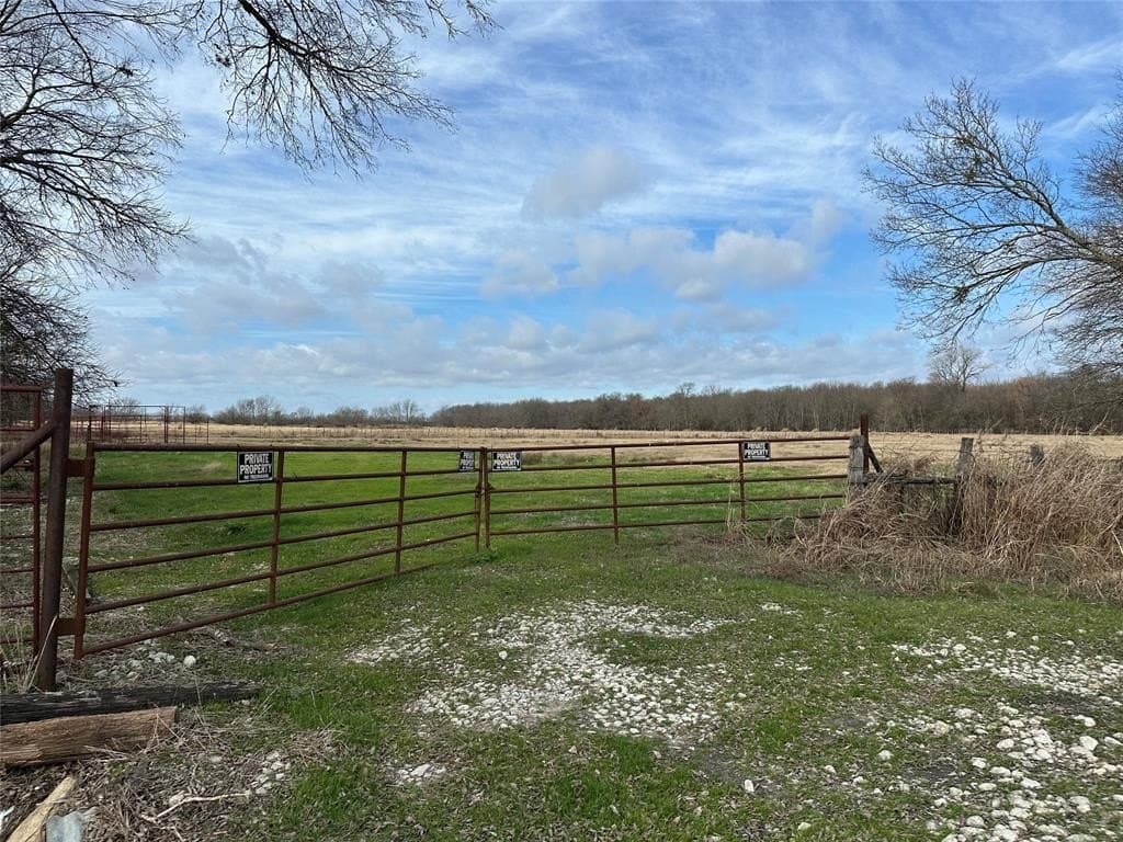 100.57 acres in Delta County - photo 24