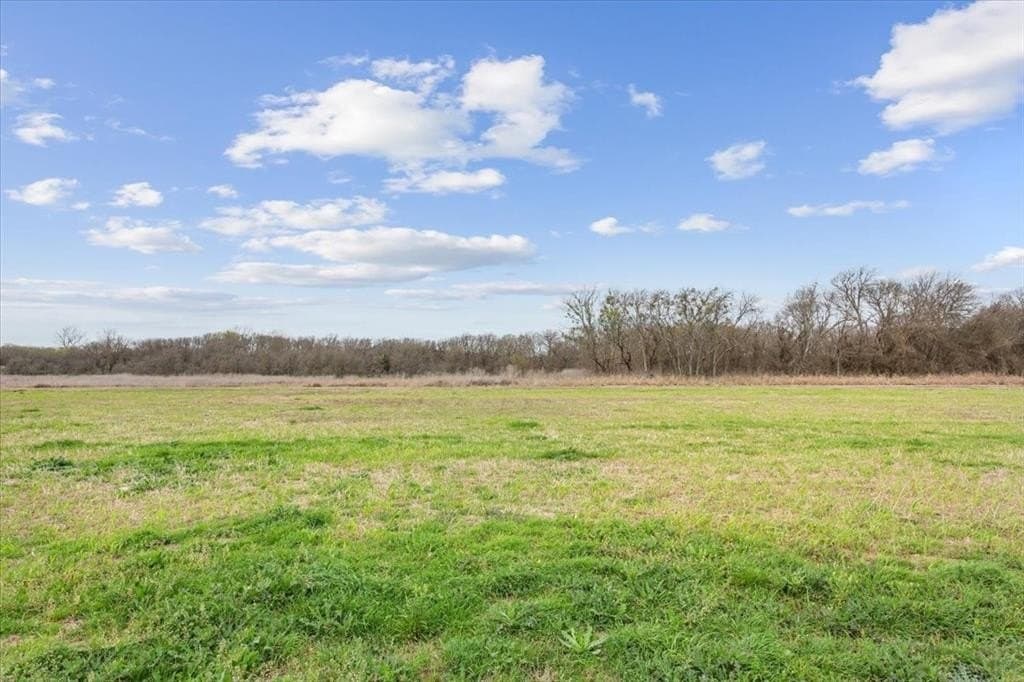 0.74 acres in McLennan County - photo 4