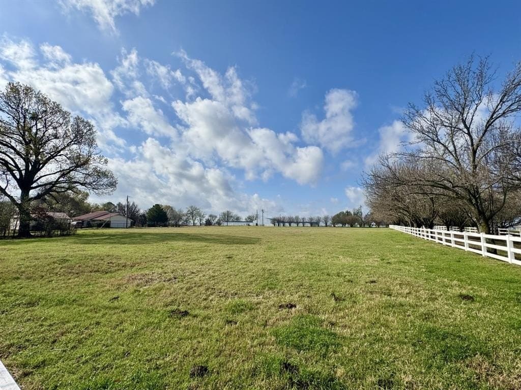 10 acres in Van Zandt County - photo 13