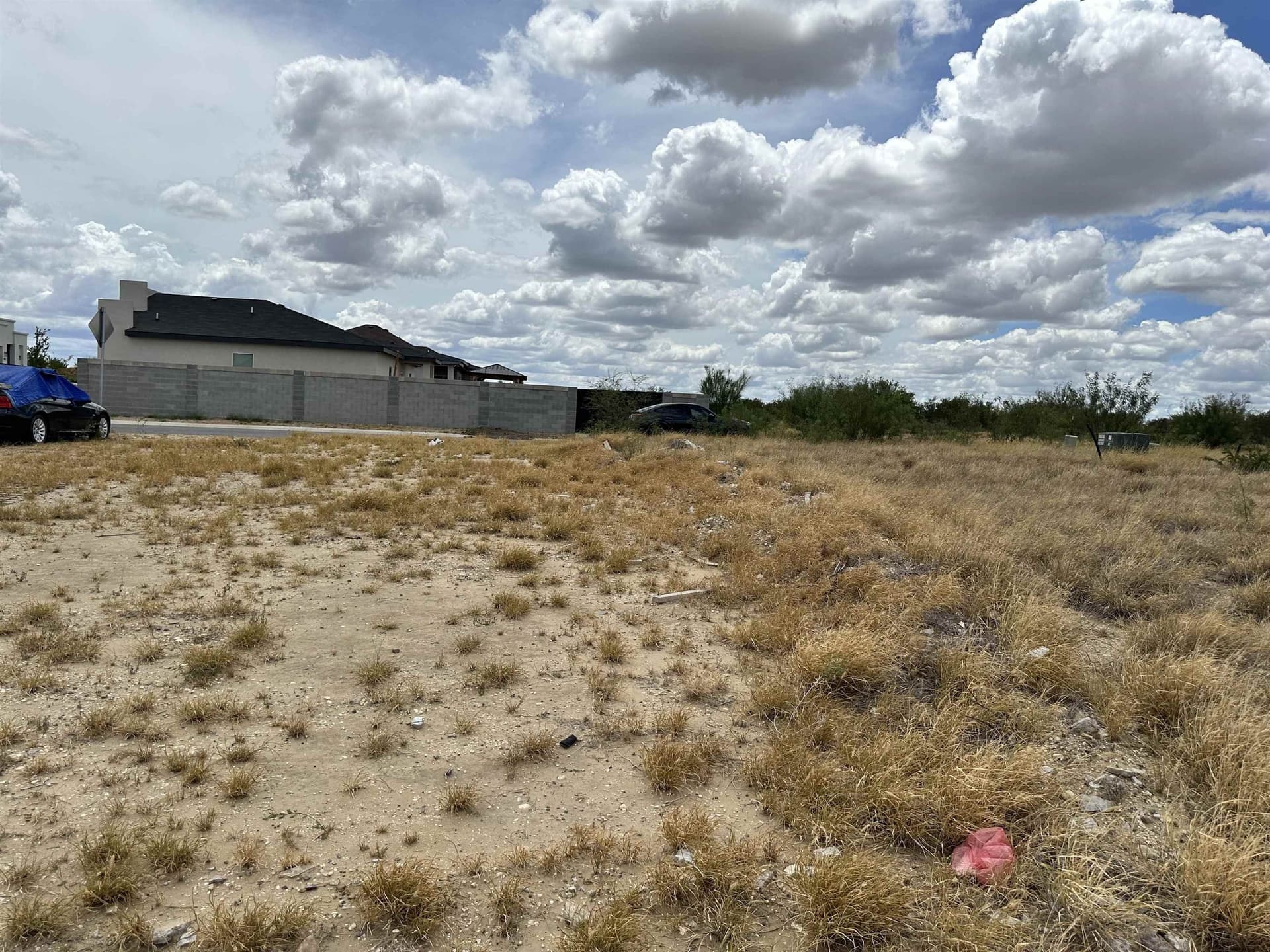 0.11 acres in Webb County - photo 7