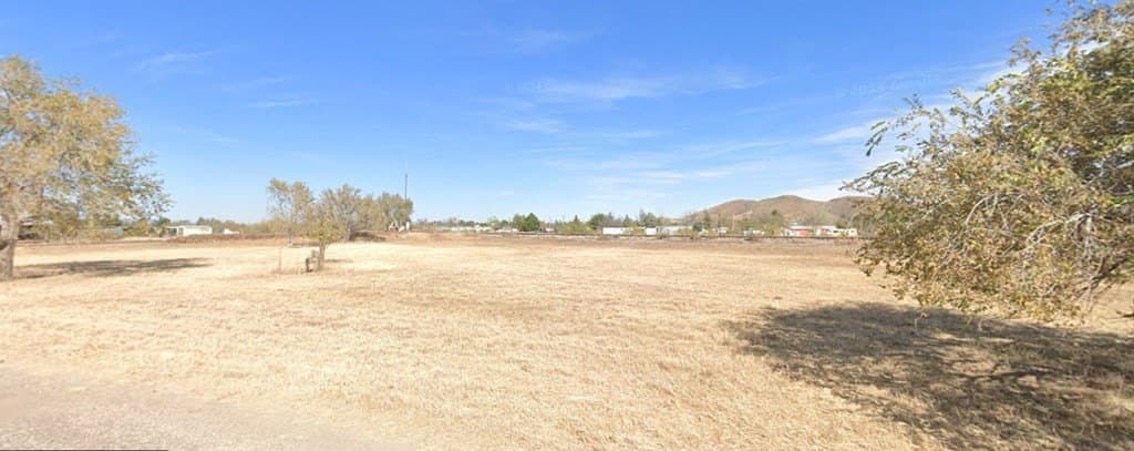 0.32 acres in Brewster County - photo 3