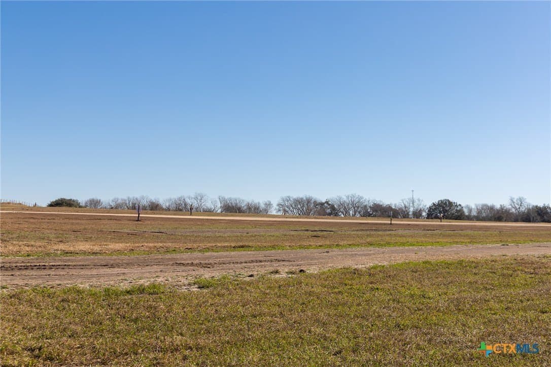 1.53 acres in Lavaca County - photo 4