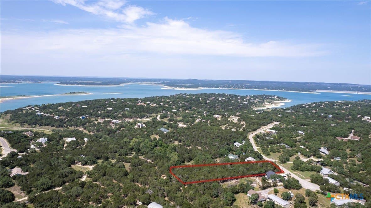 1.08 acres in Comal County - photo 9