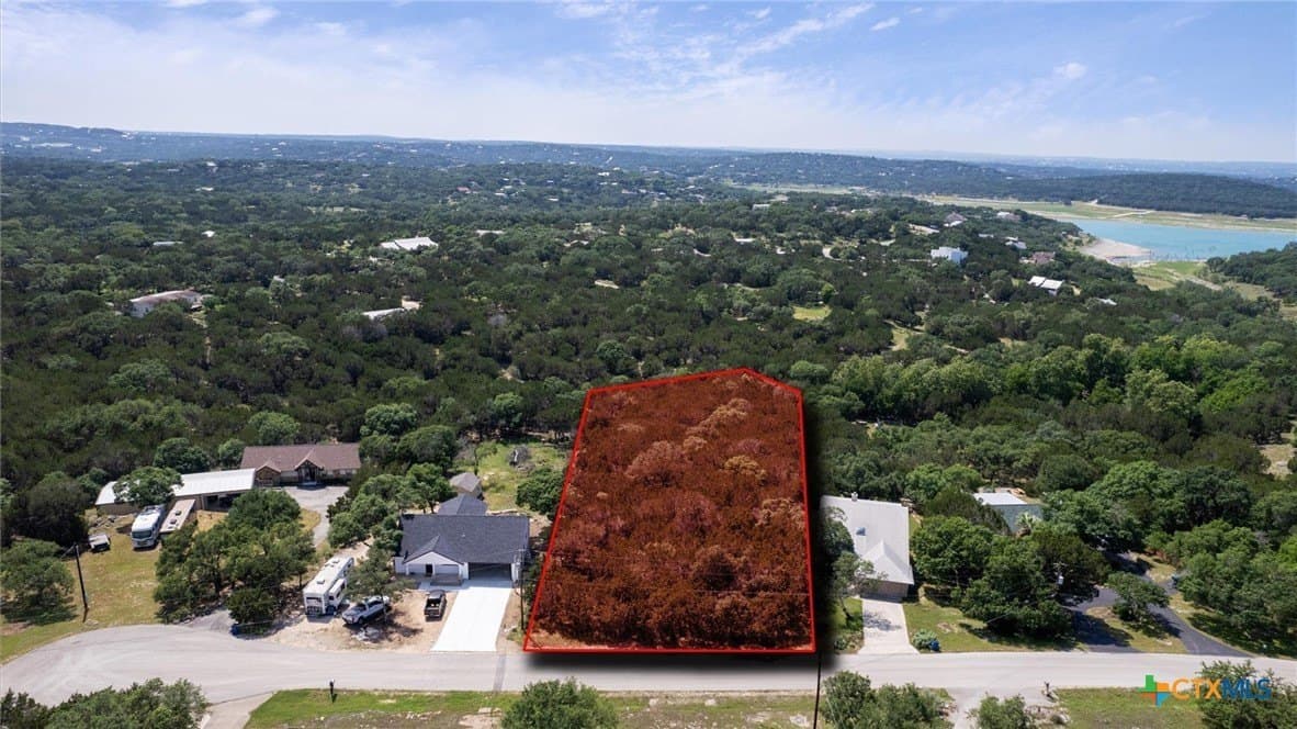 1.08 acres in Comal County - photo 2
