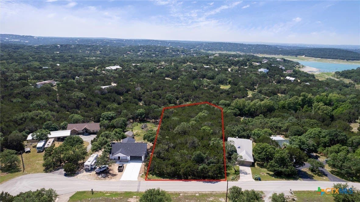 1.08 acres in Comal County - photo 3