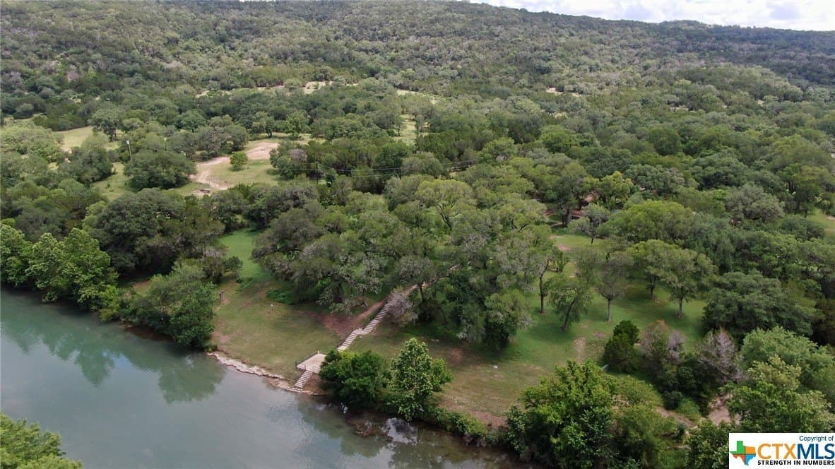 3.36 acres in Comal County - photo 33