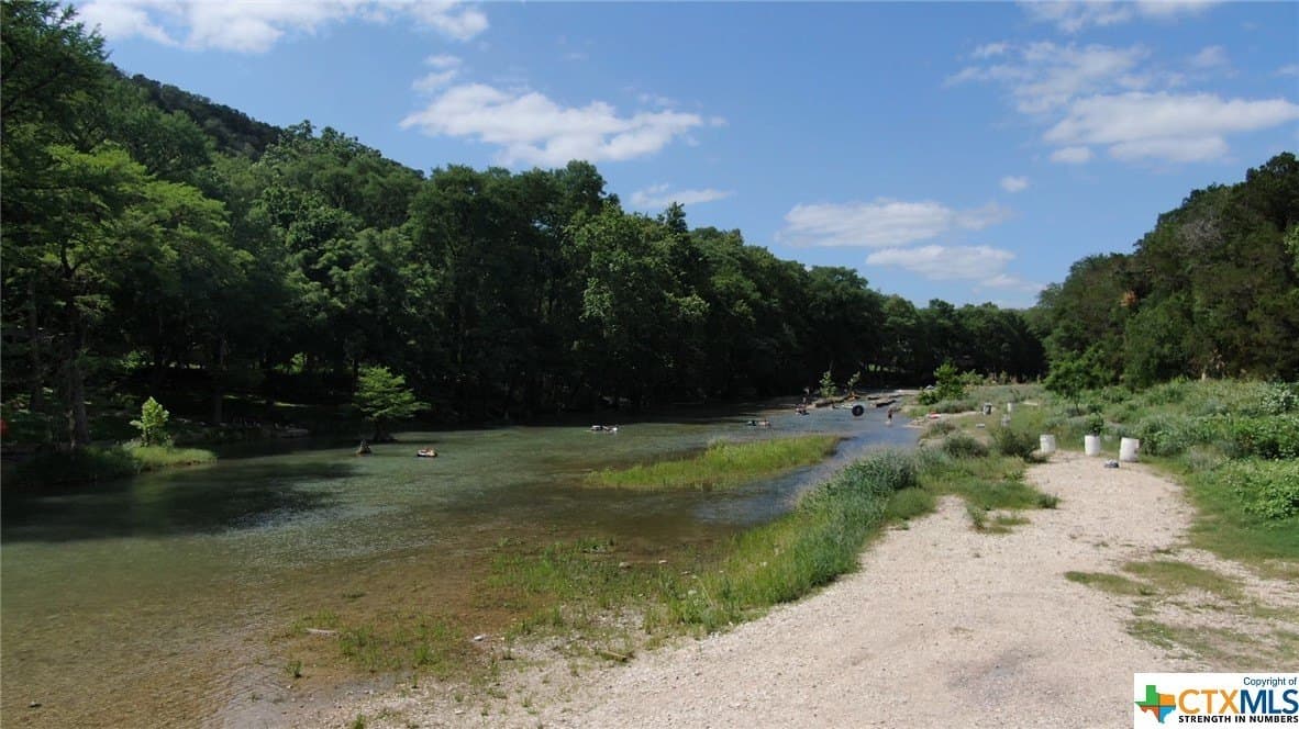 3.36 acres in Comal County - photo 36