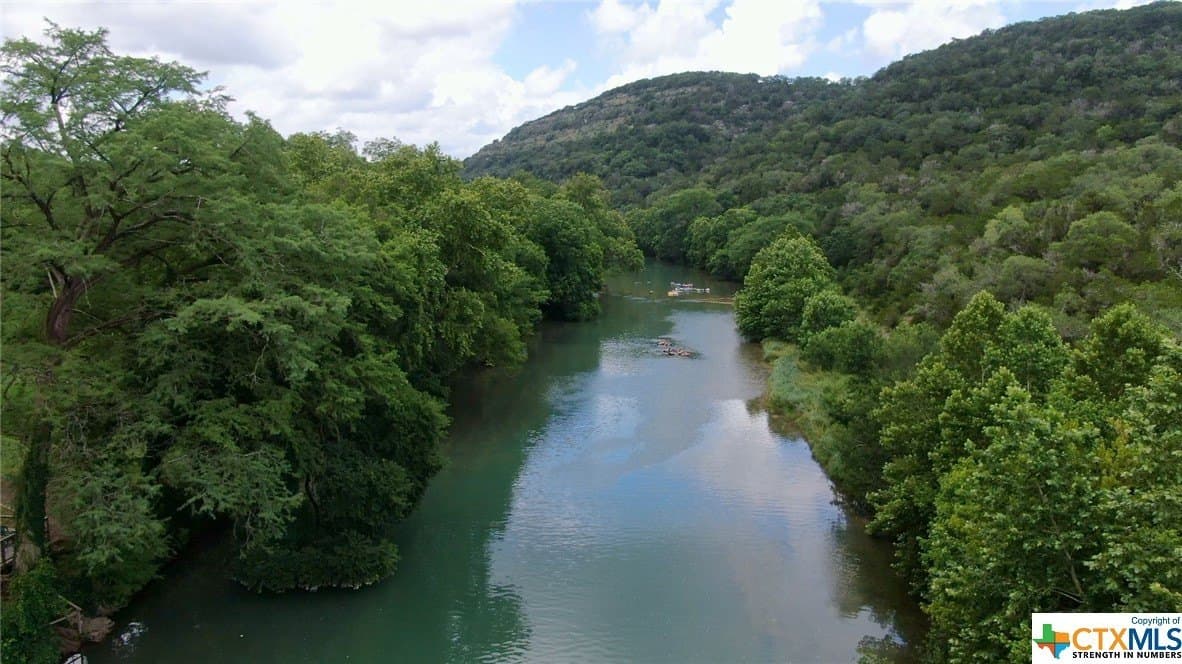 3.36 acres in Comal County - photo 40