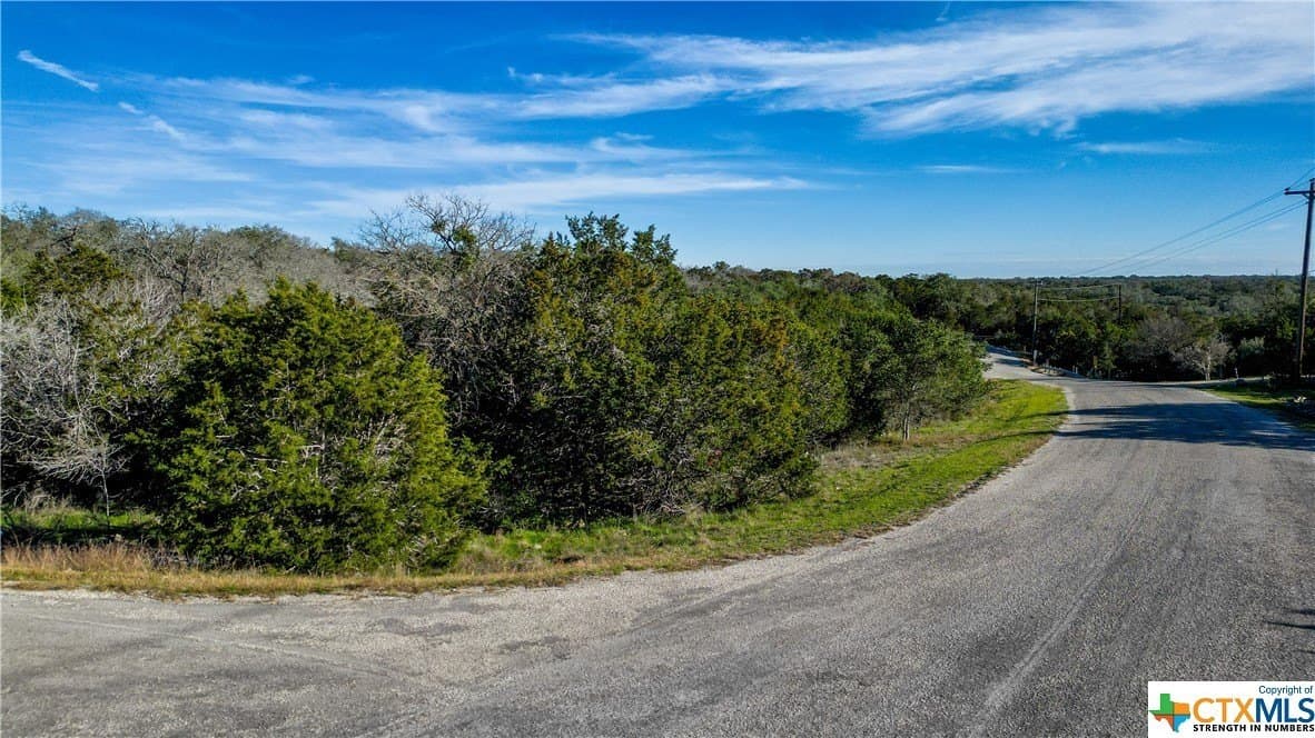 3.36 acres in Comal County - photo 18