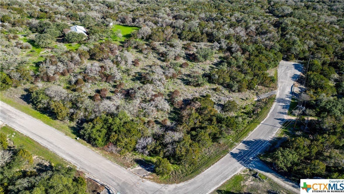 3.36 acres in Comal County - photo 4
