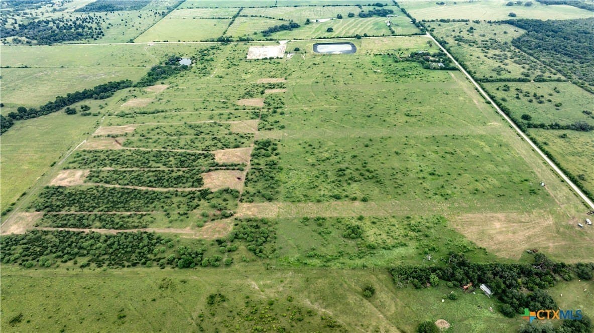 10.01 acres in DeWitt County - photo 17